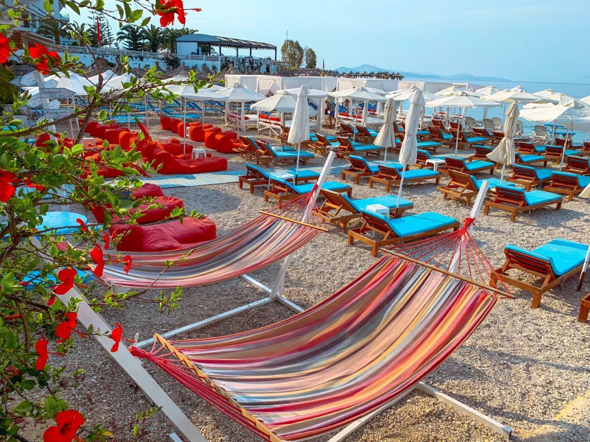 Cocktail & Dreams - Beach Hotel ซารานเดอ ภายนอก รูปภาพ